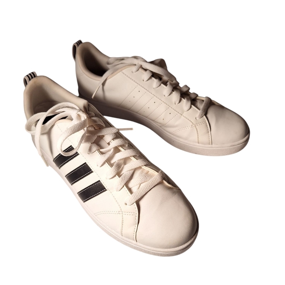 Adidas PWJ001004 White Sneakers 3 Black Stripes Ladies 10 Sporty Urban College